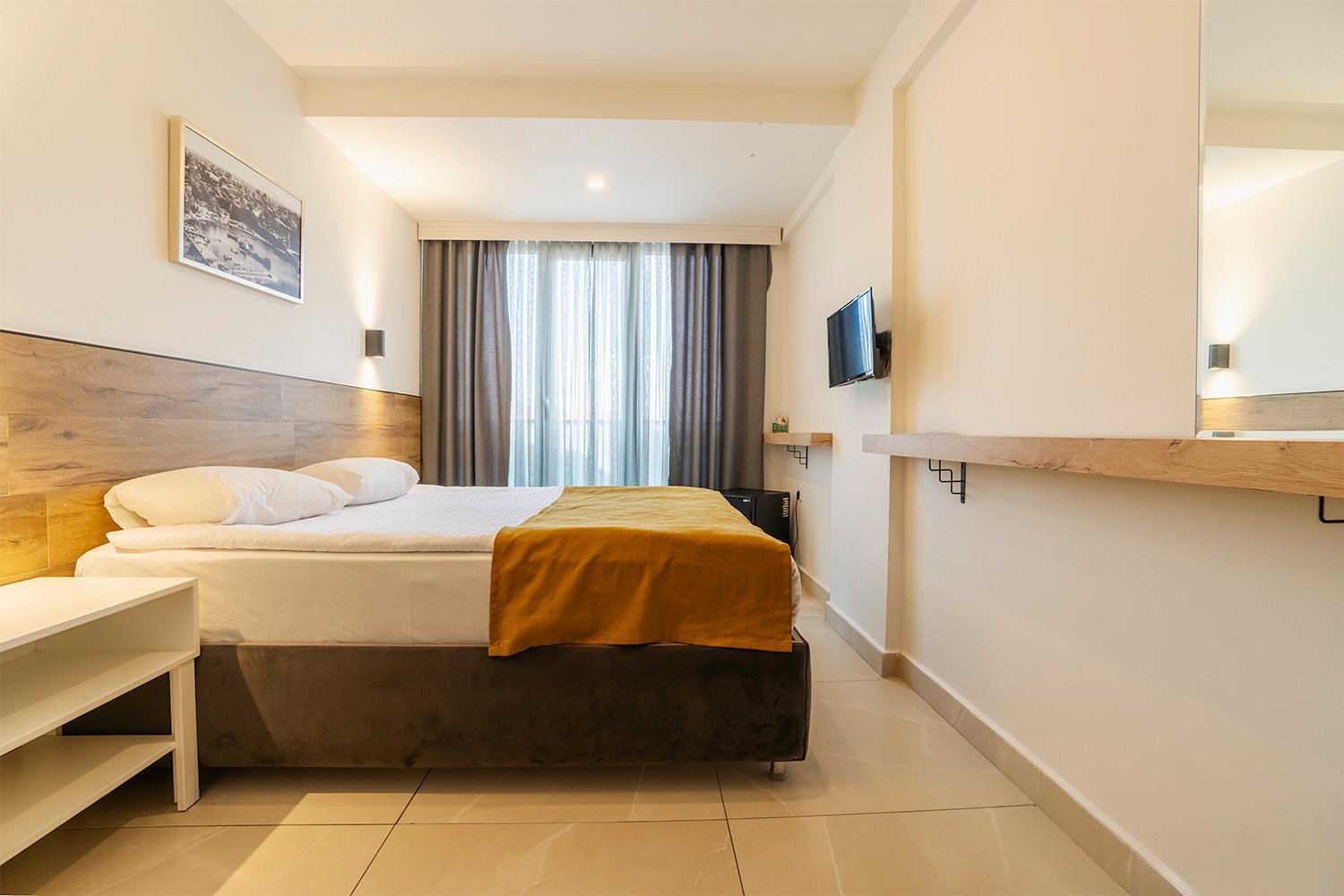 Tut Hotel Antalya Kültér fotó